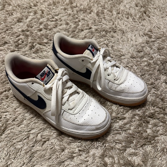Nike Air Force 1 Low '07 White Obsidian - Picture 2 of 6
